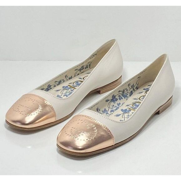Gucci Shoes - GUCCI White & Rose Gold GG Hills Floral Insole Round Toe Ballet Flats Si…